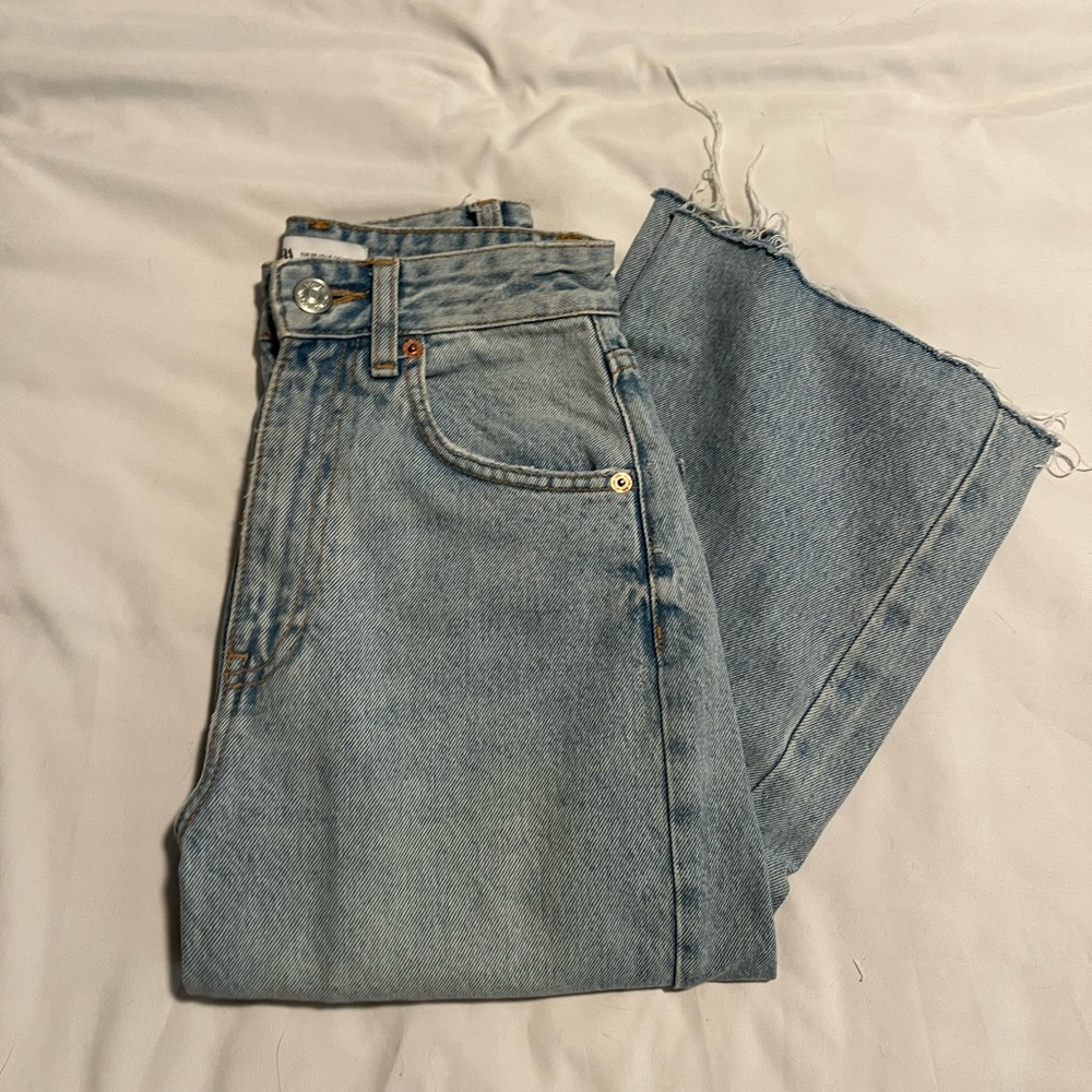 Zara Wide Leg High Waisted Ripped Jeans